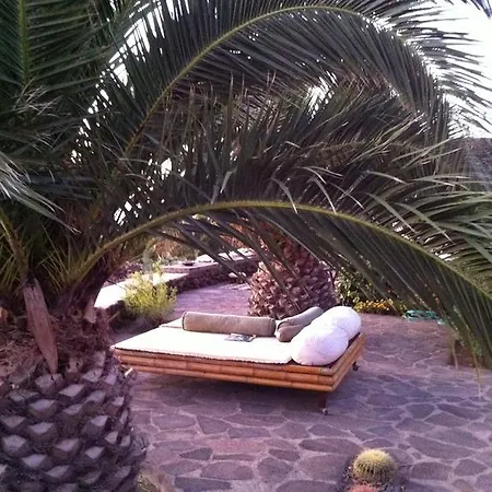 Dammuso Oriente * Pantelleria